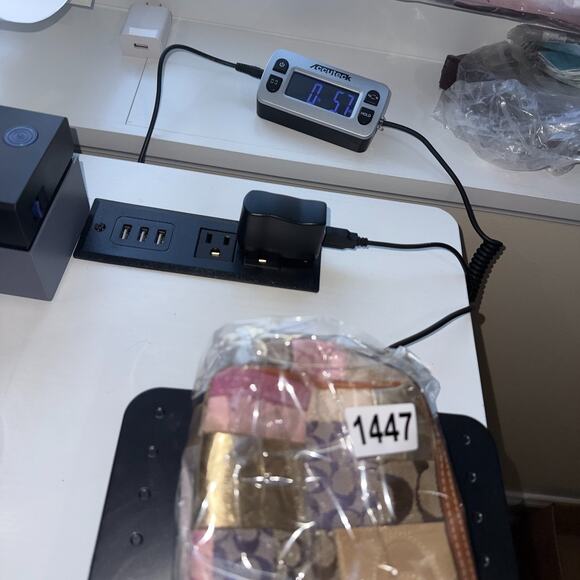 Coach Signature Multicolored Patchwork Pouch Makeup Bag 7 x 4.25 x 3 inches - Picture 8 of 12